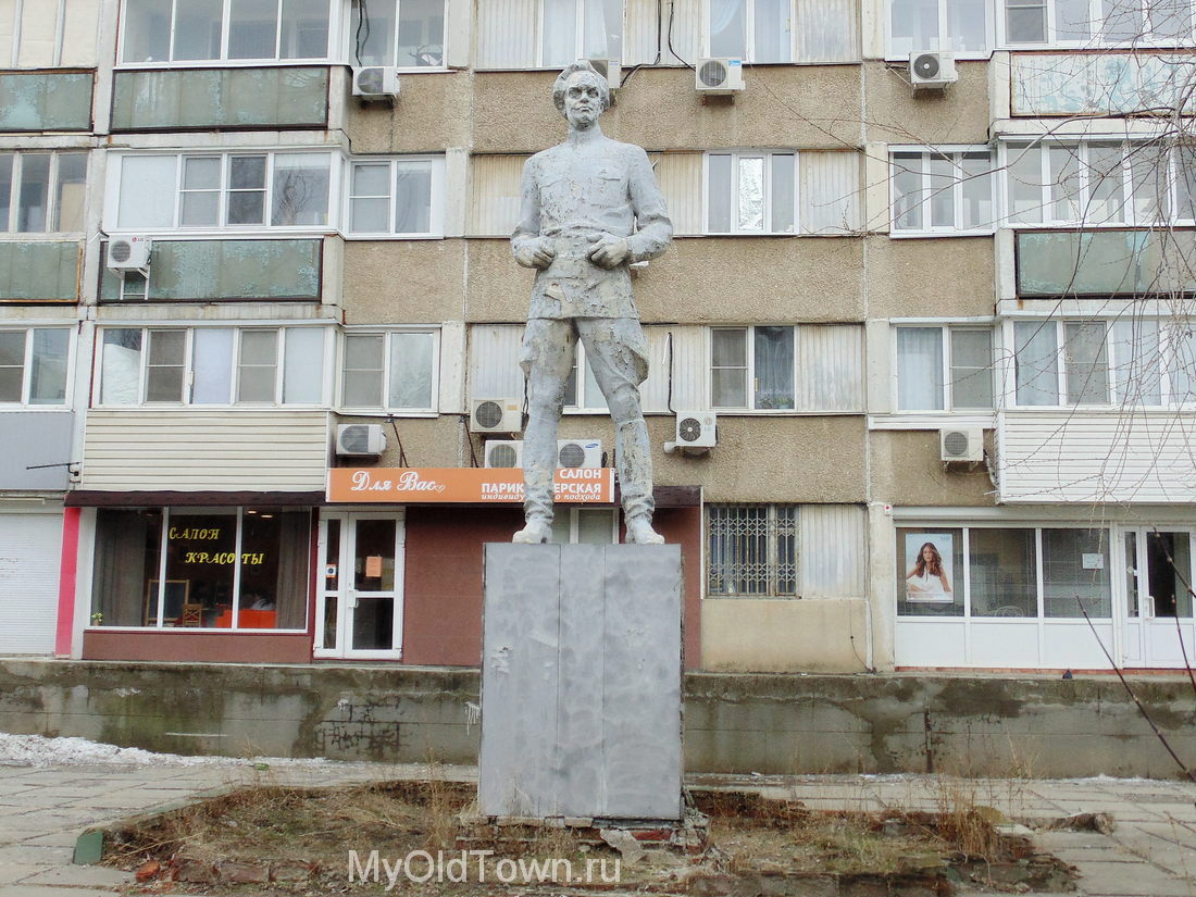 Памятник Куйбышеву. Фото Волгограда