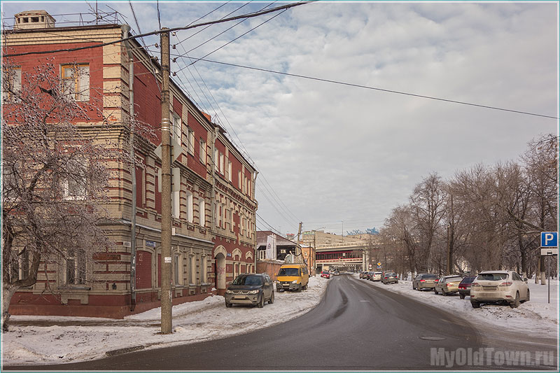 Улица Марата. Вид на метромост. Фото Нижнего Новгорода