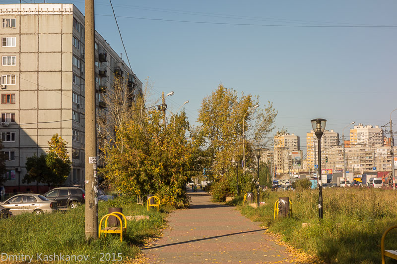 Улица Акмолинская в районе Бурнаковского круга