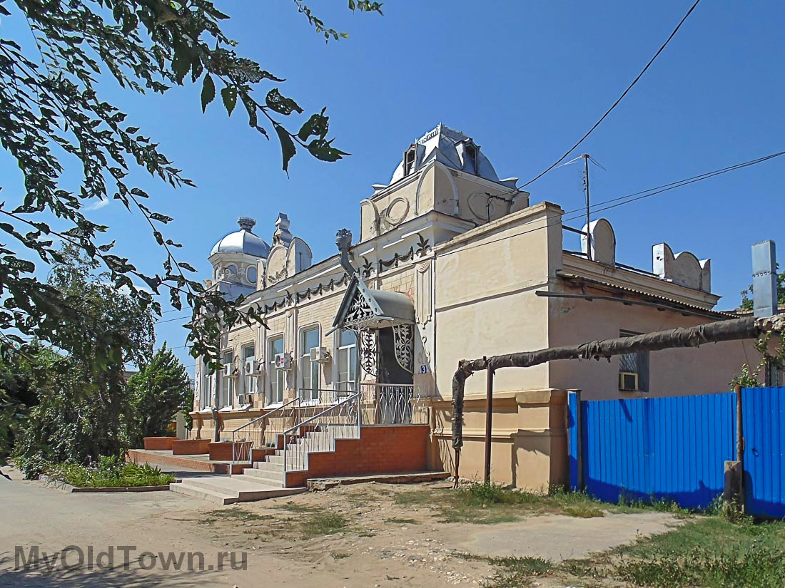Ленинск. Фото старинного дома