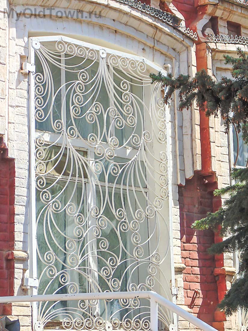 Ленинск. Улица Ленина. Фото старинного дома