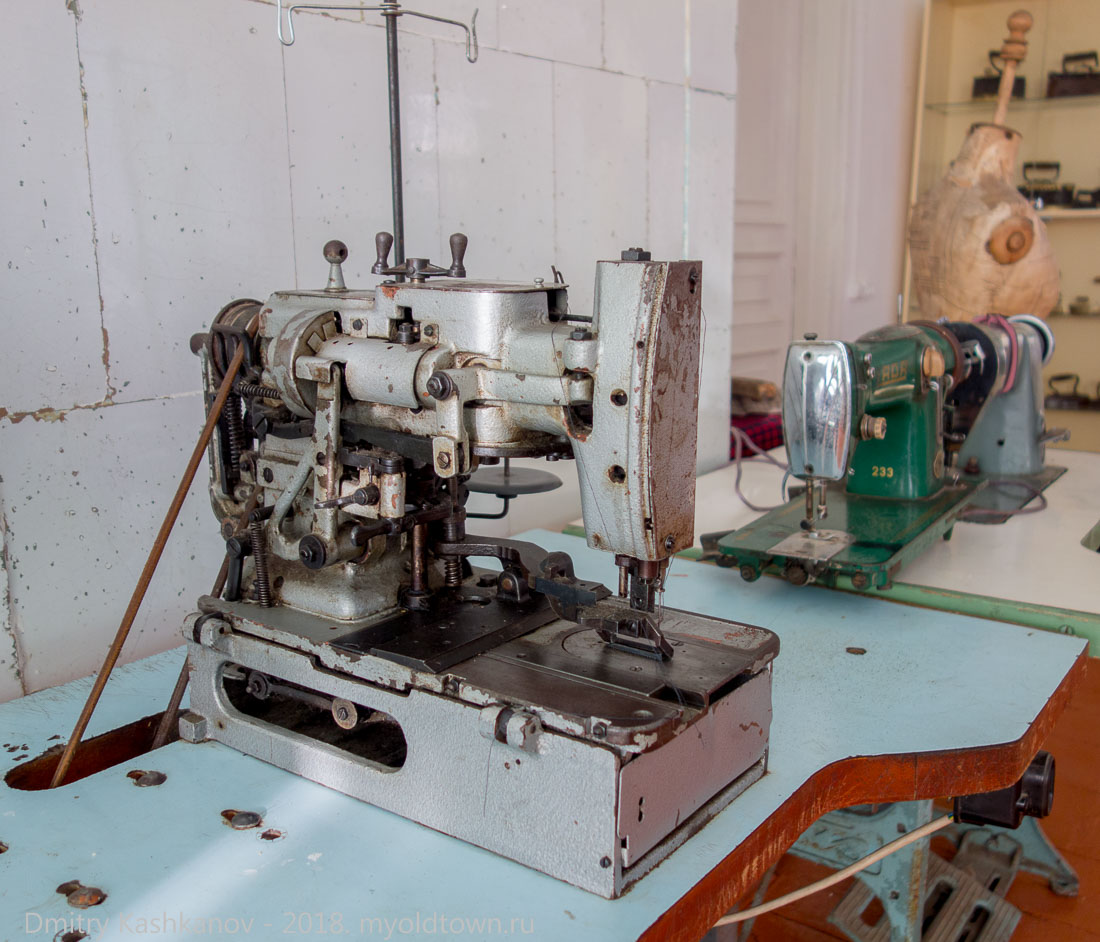 Промышленная швейная машинка с электроприводом