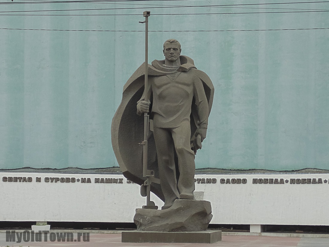 Памятник морякам-североморцам. Фото Волгограда